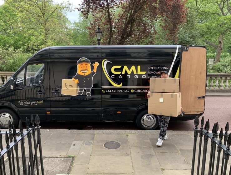 Courier Service UK to USA